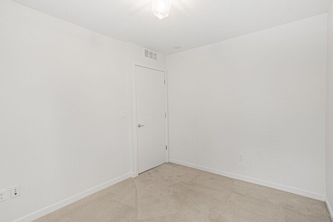Building Photo - Modern 2BD, 3BA RiNo Townhome with Garage and Rooftop Deck