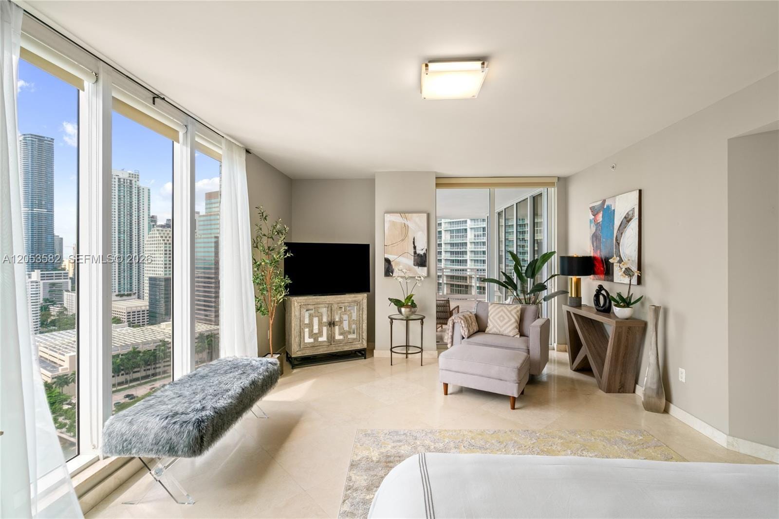 Building Photo - 901 Brickell Key Blvd