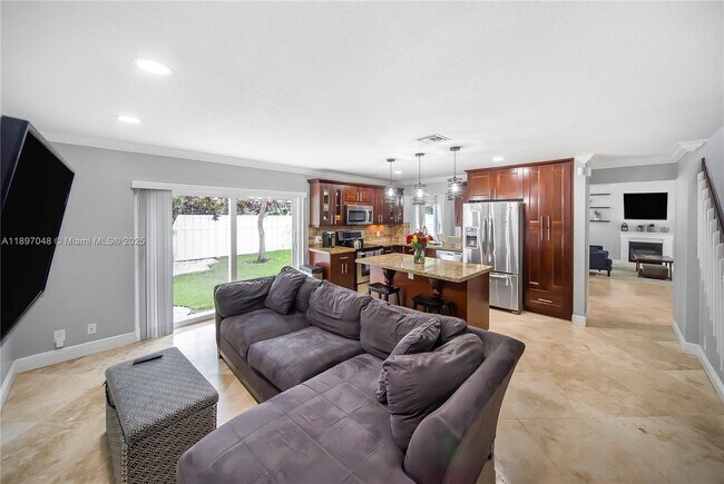 Building Photo - 9536 NW 9th Ct