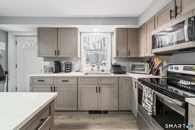 Building Photo - 103 Martin Rd