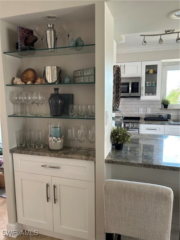 Building Photo - 1910 Gulf Shore Blvd N