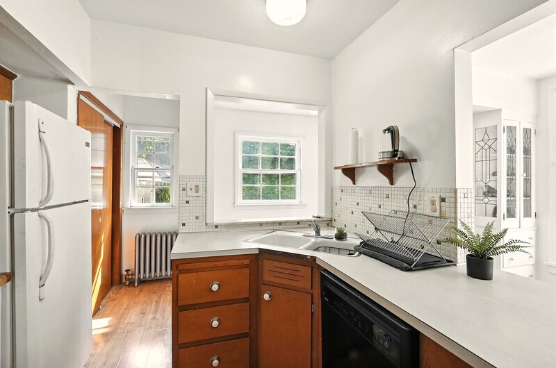 Building Photo - 2341 S Overlook Rd