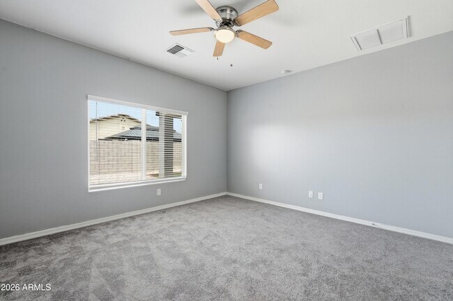 Building Photo - 1692 W Aztec Dr