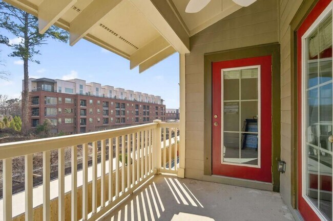 Building Photo - 655 Mead St SE