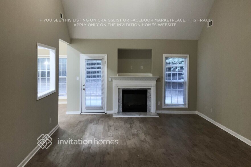 Building Photo - 135 Verdon Hill