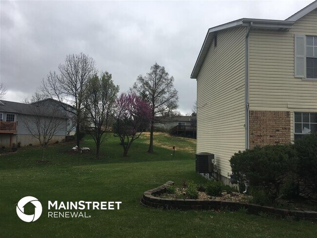 Building Photo - 14319 Riverfront Dr