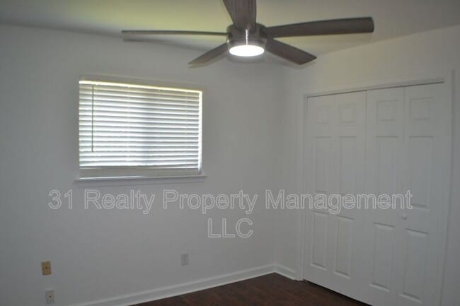 Building Photo - 4506 Adelphi Ln