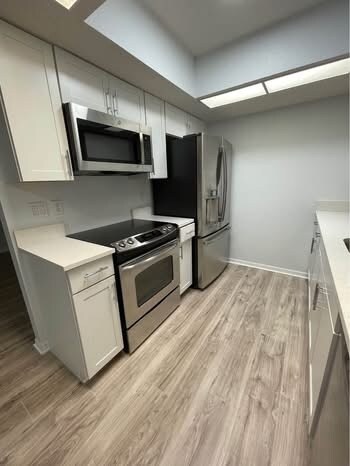 Building Photo - 15239 Chamberlain Blvd