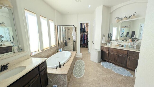 Building Photo - 4205 Vail Divide