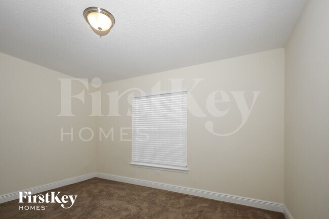 Building Photo - 1262 SW San Esteban Ave