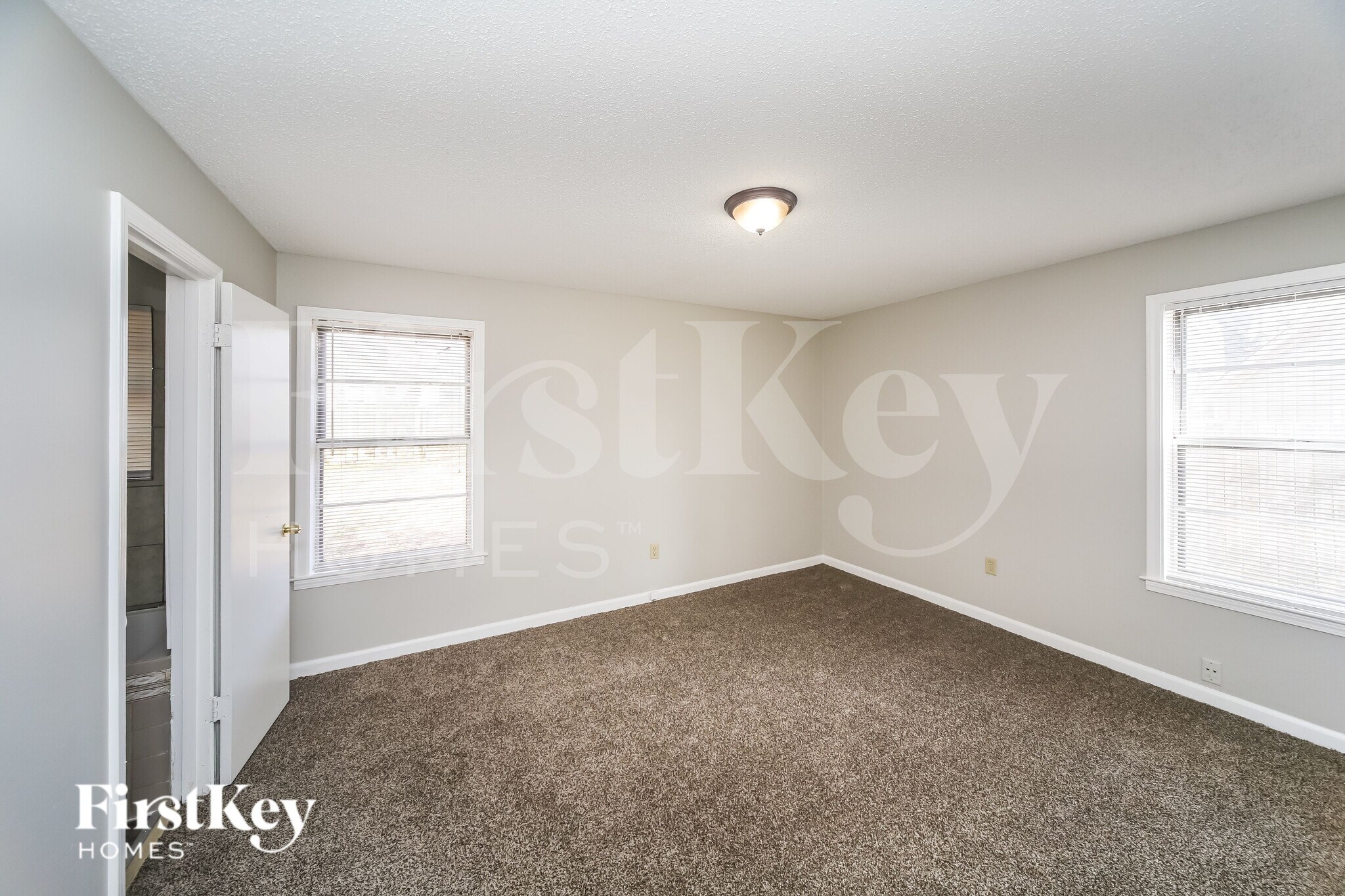 Building Photo - 6934 Glenwick Dr