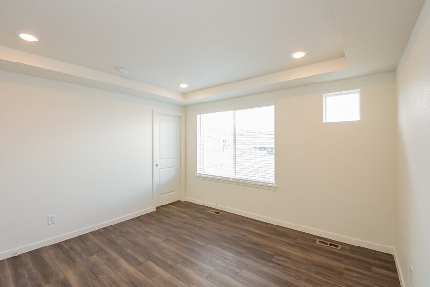 Building Photo - 4738 N Tower Dr