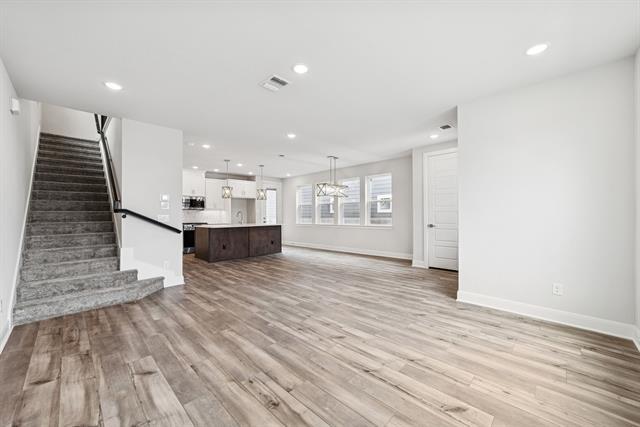 Building Photo - 4800 Maxwell Dr