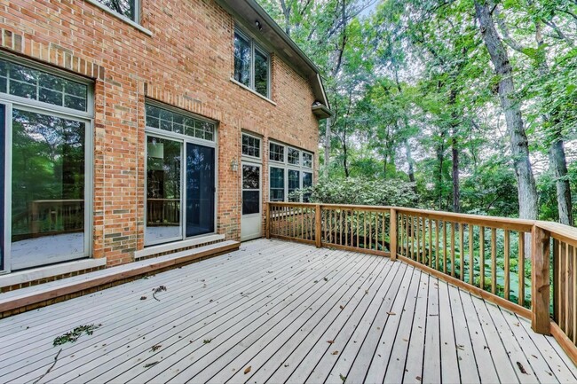 Building Photo - 1620 Timber Woods Ln