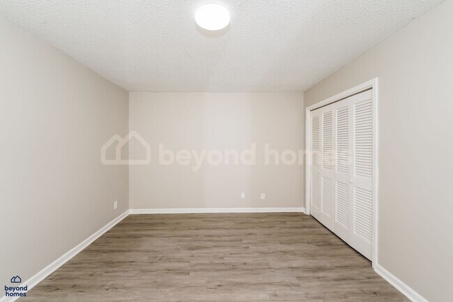 Building Photo - Beautiful 3 Bed 2 Bath Home in Hoover - Ju...