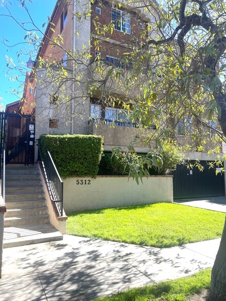 Building Photo - 5312 Cartwright Ave