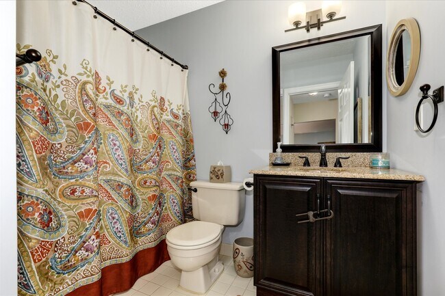 Building Photo - 16 Juneau Ct