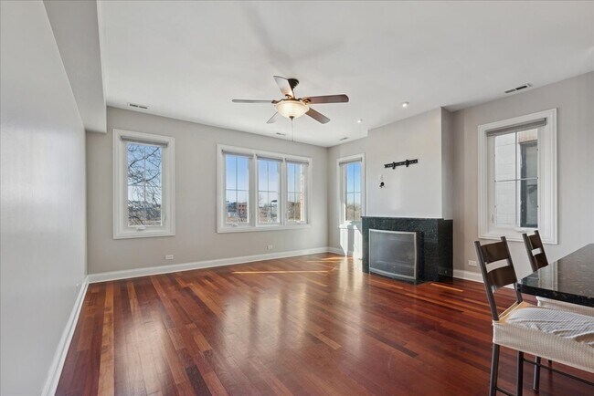 Building Photo - 2239 N Lister Ave