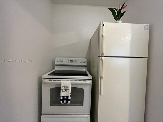 Building Photo - 2303 Adams St