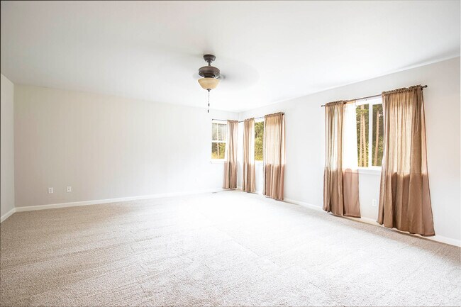 Building Photo - 23502 77th Ave E