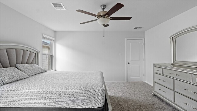 Building Photo - 22218 Delphin Grv Dr