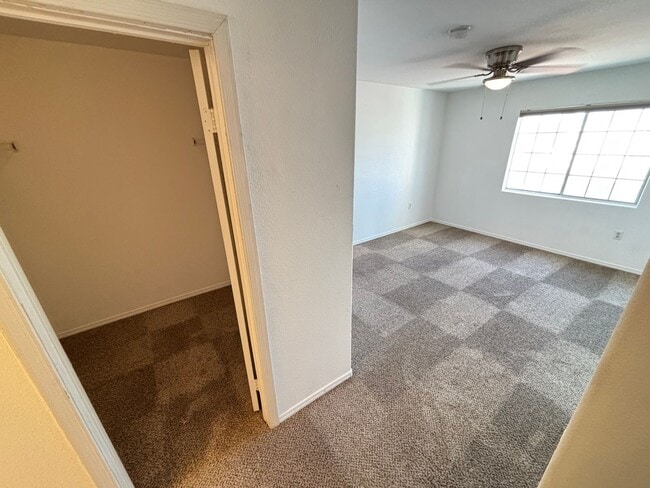 Building Photo - Beautiful 2Bed/2Bath home located in the Coral Palms Community! Make the Move for Less: $300 Off ...