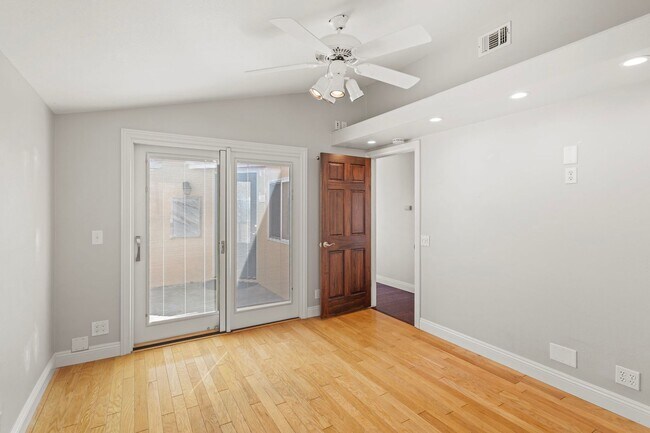 Building Photo - Stunning *VIEW* home for rent in desirable...