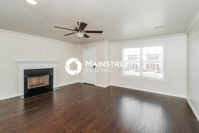 Building Photo - 4 Bedroom Pet-Friendly Home in POWELL, TN with Main Street Renewal