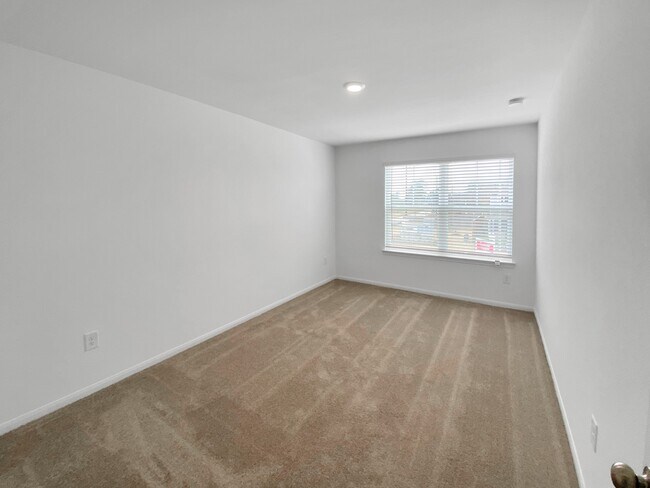 Building Photo - 11602 Braemar Village Dr