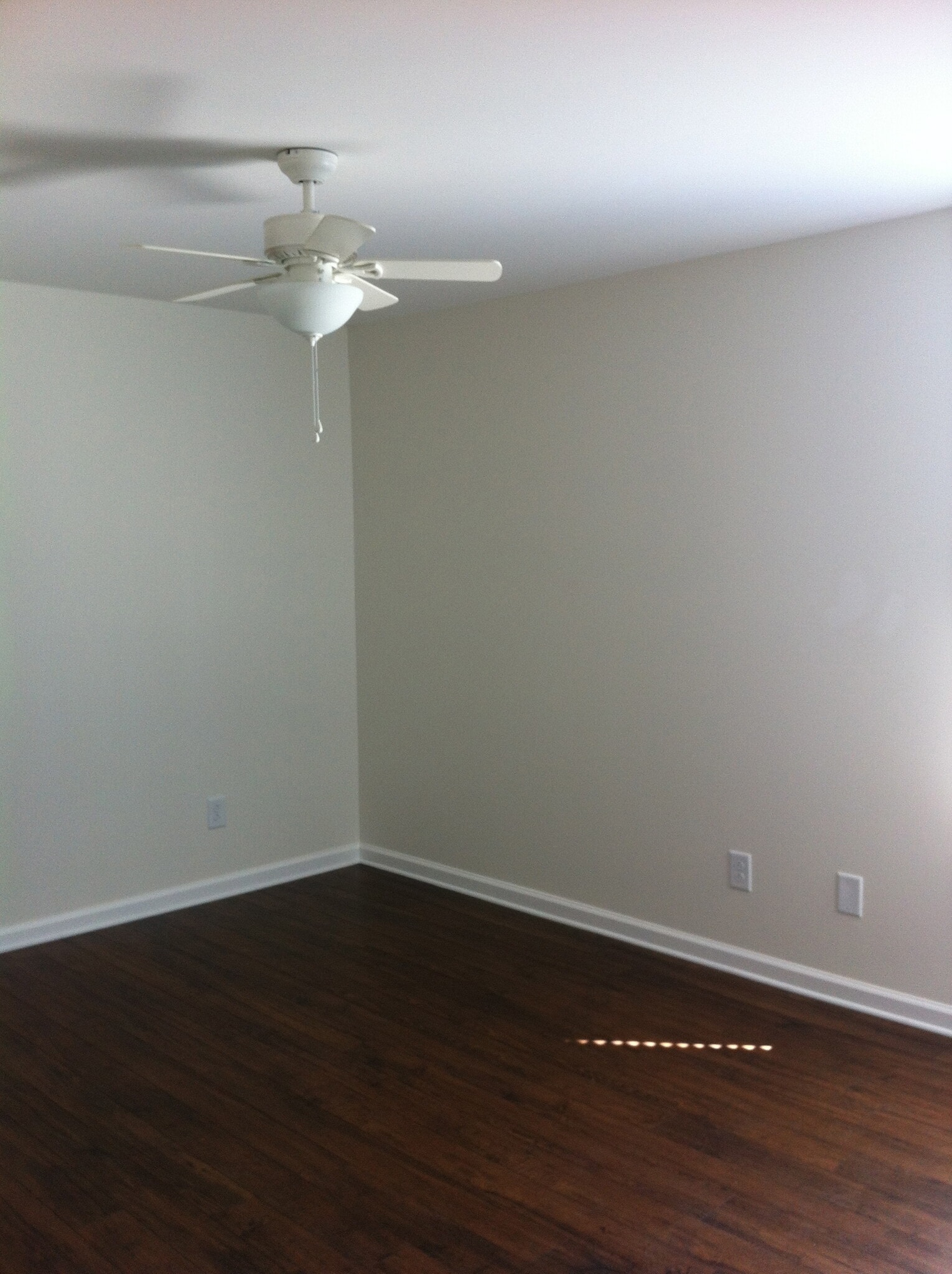 Building Photo - 3831 W End Ave