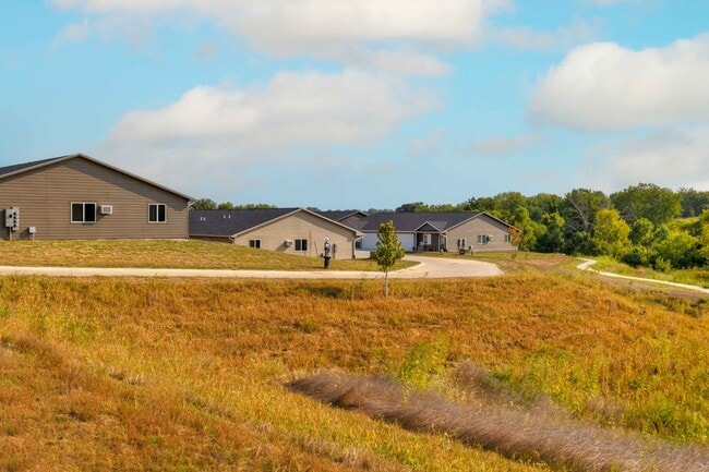 Building Photo - 3 Bedroom, Single-story Townhomes for rent...