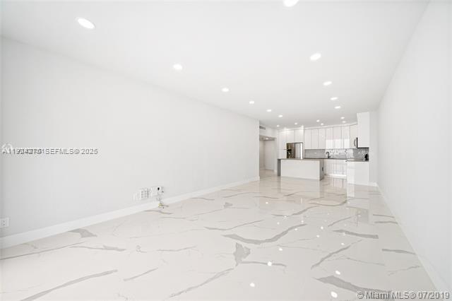 Building Photo - 19390 Collins Ave