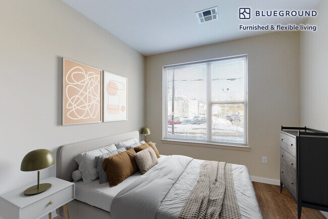 Building Photo - 79 Alexander St