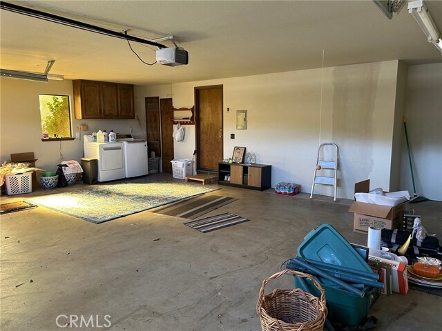 Building Photo - 836 Highland Dr