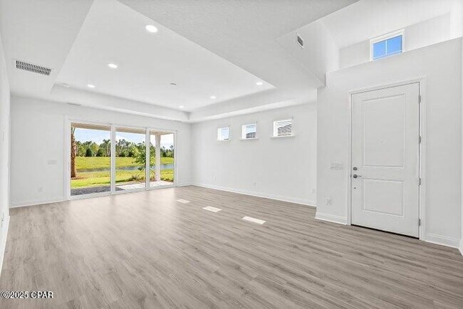 Building Photo - 8912 Parrot Pl