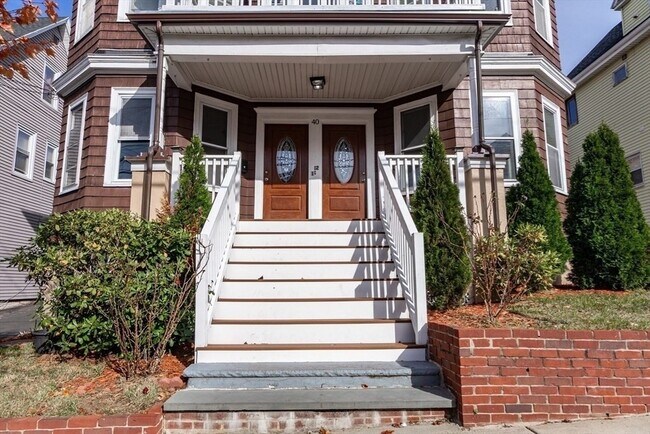 Building Photo - 40 Gledhill Ave