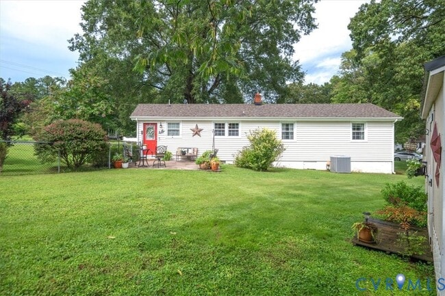 Building Photo - 16100 Gary Ave