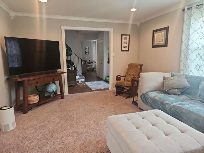 Building Photo - *** Coming Soon*** Gorgeous 4 Bed 2.5 Bath Single Family Home On Spacious Lot In Orange Hunt Esta...