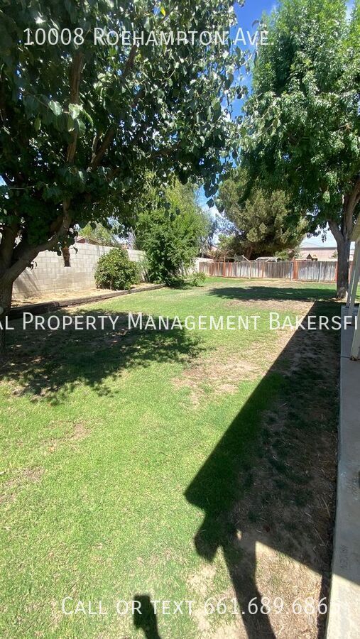 Building Photo - 10008 Roehampton Ave