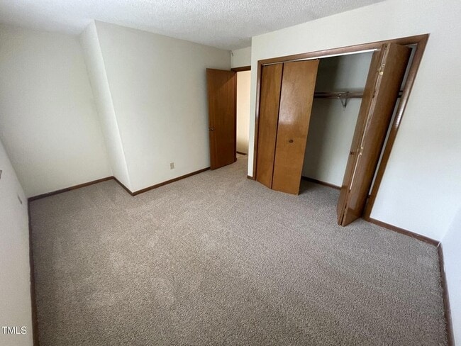 Building Photo - 5851 Shady Grove Cir
