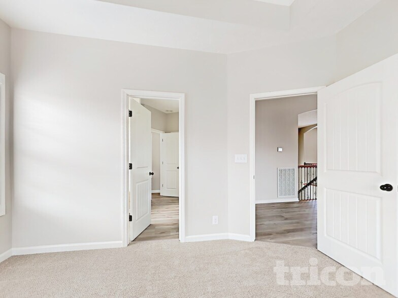 Building Photo - 2849 Brewster Drive