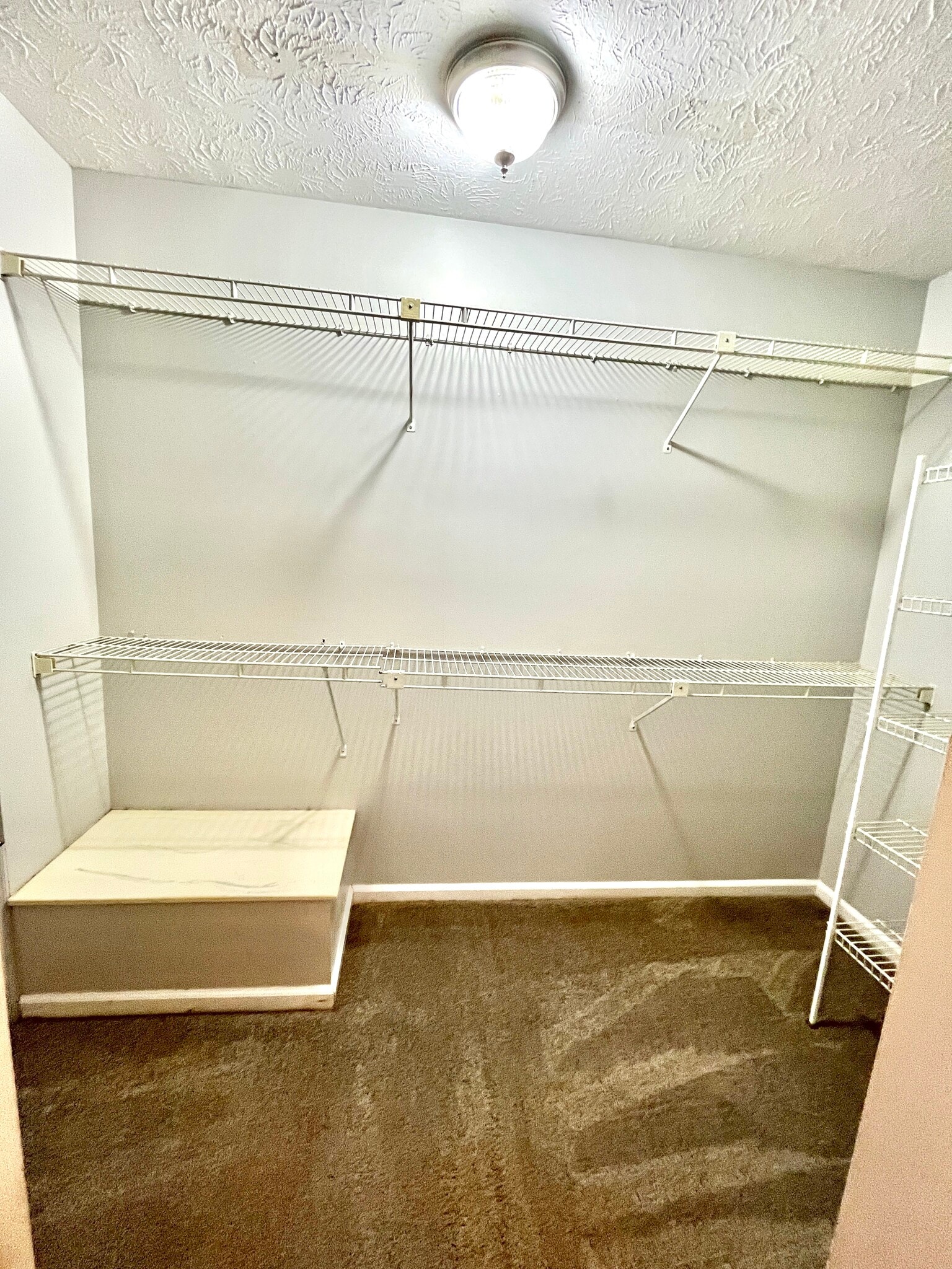 Building Photo - 3660 Walden Dr