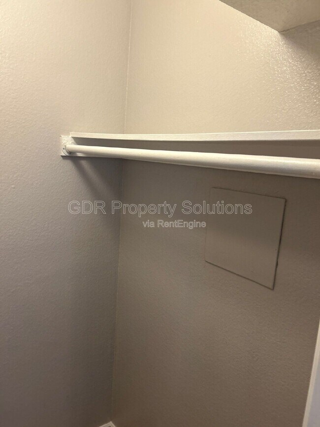 Building Photo - 401 14th St NW