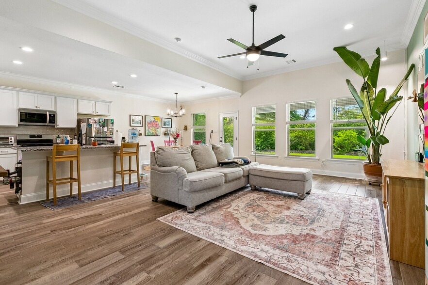 Building Photo - 177 Cypresswood Dr