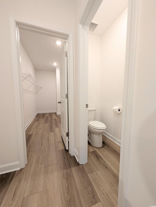 Building Photo - 1109 Lauryn Oak Lp