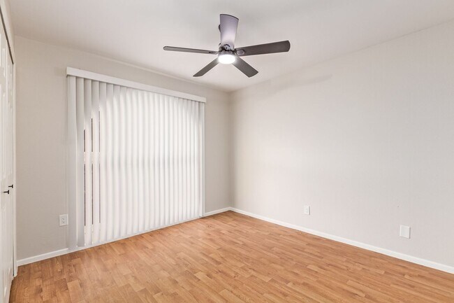 Building Photo - Beautifully updated Ranch Style Home