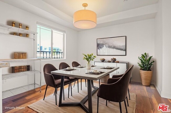 Building Photo - 5315 Bellingham Ave