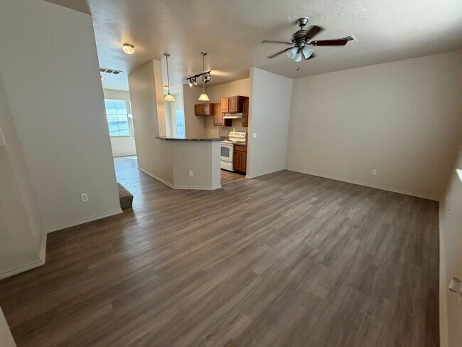 Building Photo - 212 Chalmette Dr