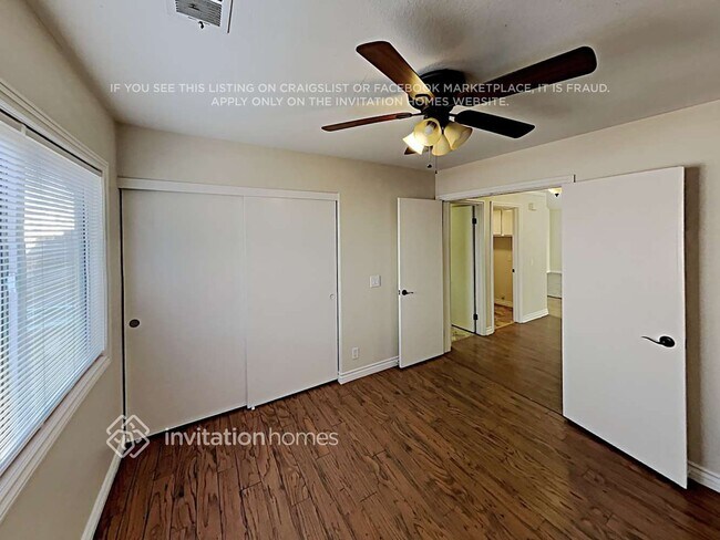 Building Photo - 3045 Sherry Dr