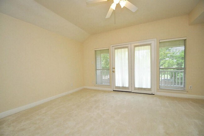 Building Photo - 4210 Leaflock Ln
